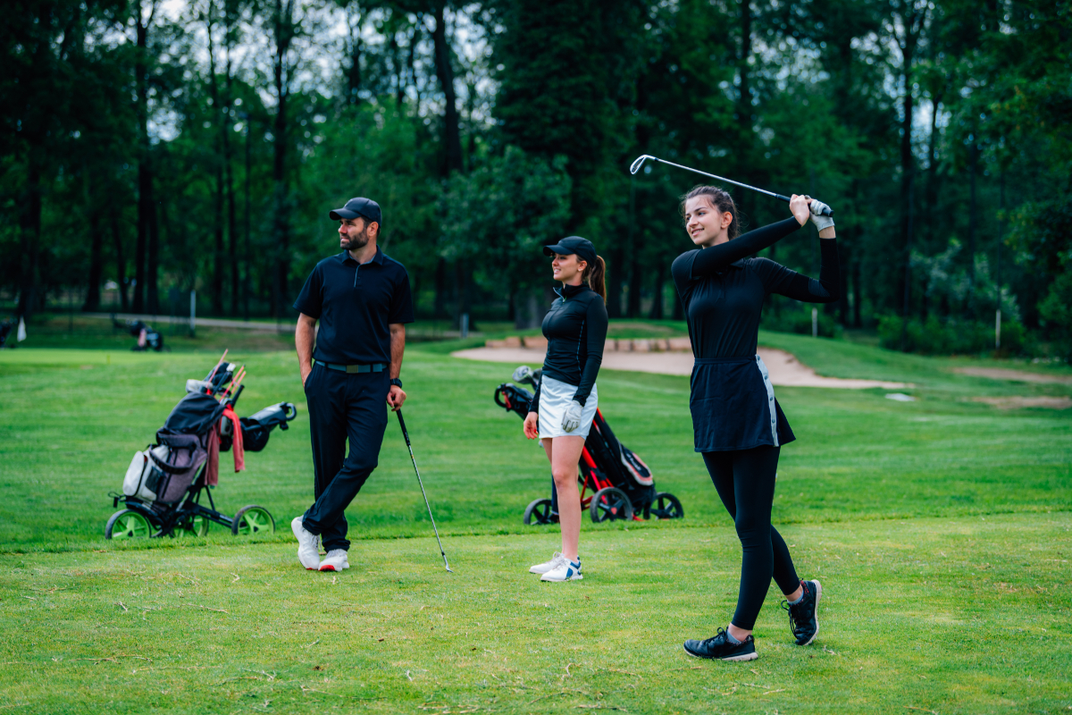 Swing et sérénité : séjours golf en france pour allier passion du sport et bien-être