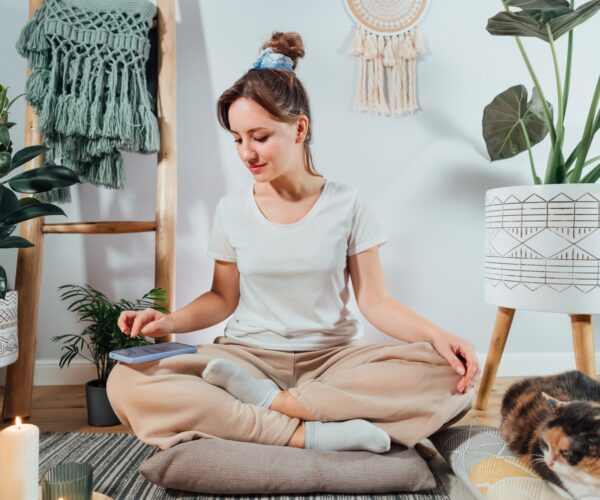 Comparatif des applications de méditation gratuite sans abonnement : laquelle choisir ?